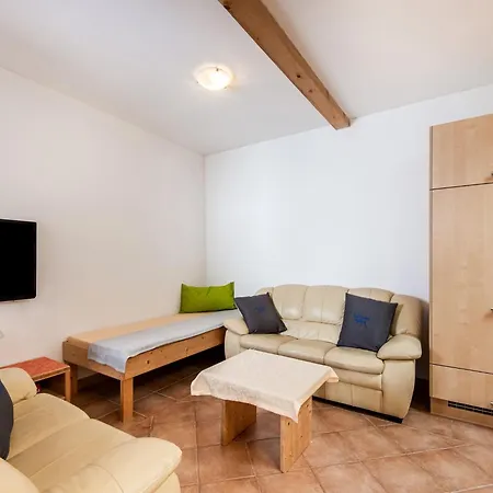 In Aschau Near Kaltenbach Lift, Cleaning Included